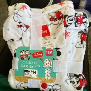 Mickey Mouse Disney pajamas 18 months 2-piece Winter set NEW